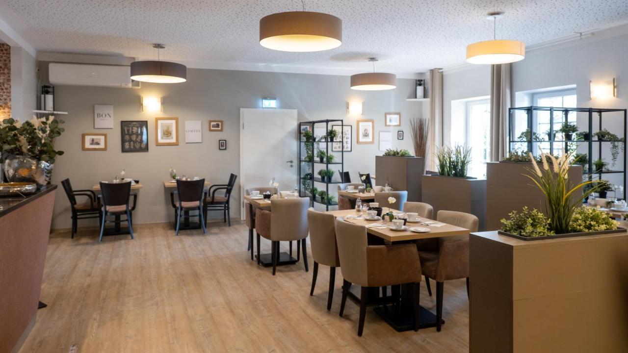 Hotel Am Uenglinger Tor Stendal Eksteriør billede